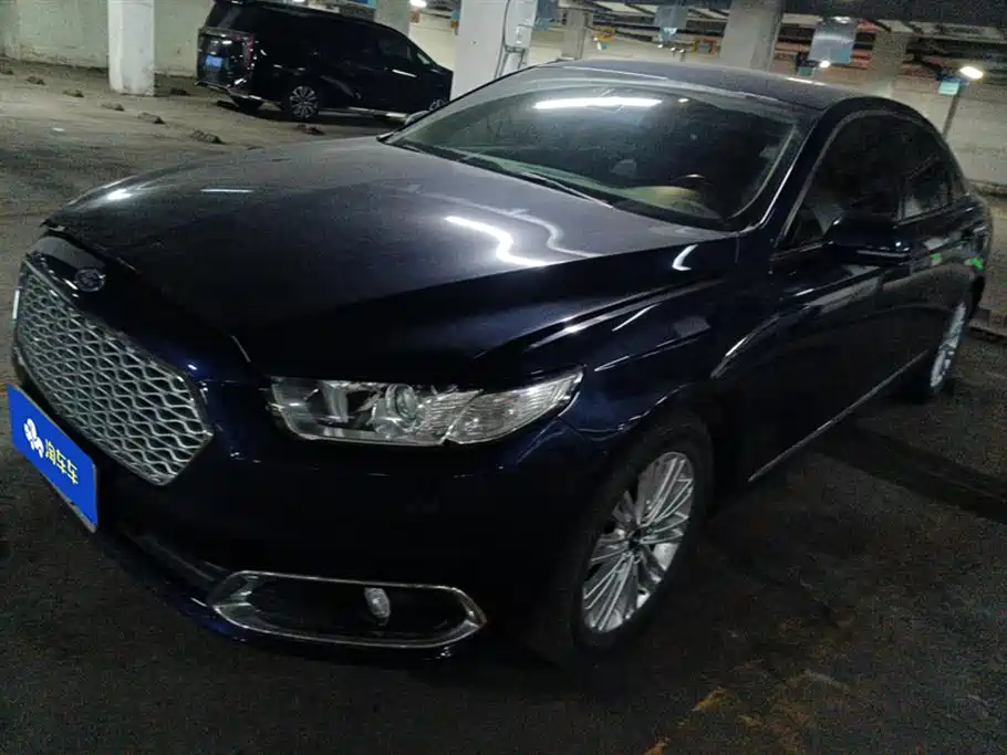 Ford Taurus 2019
