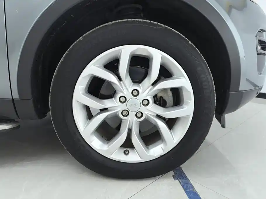 Land Rover Discovery Sport — миниатюра 6