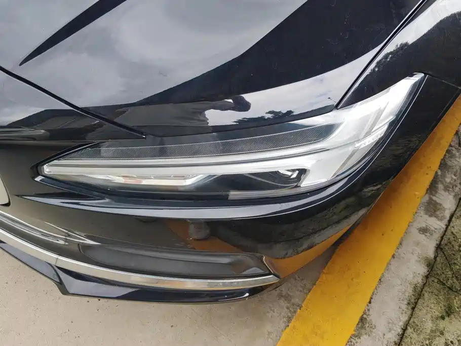 Volvo S90 — миниатюра 5