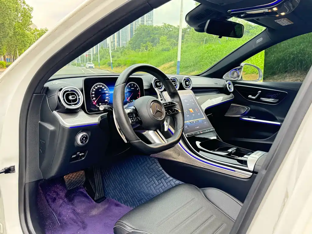 Mercedes-Benz C-Class — миниатюра 10
