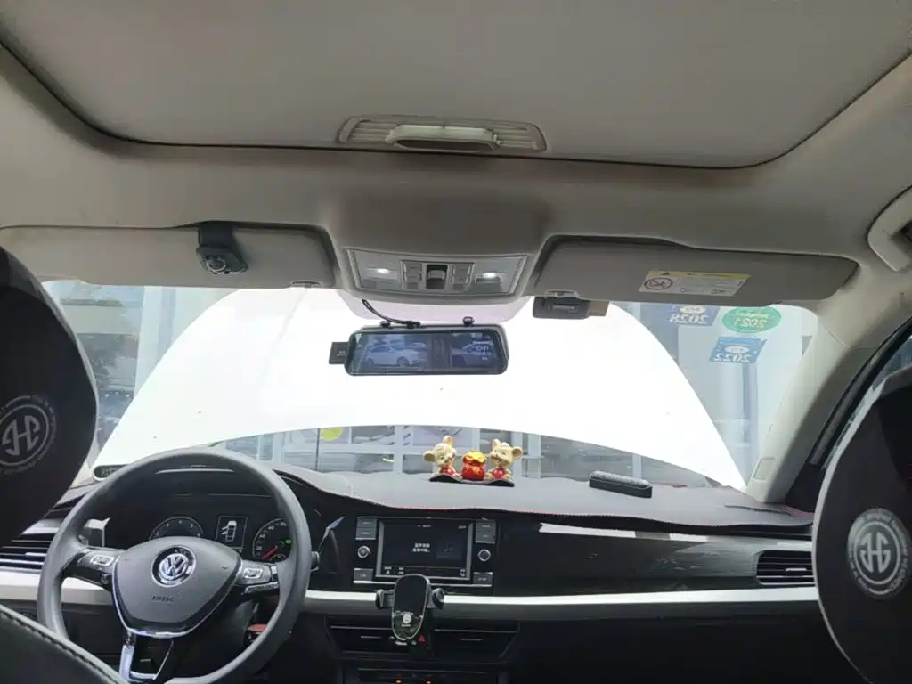 Volkswagen Lavida — миниатюра 14
