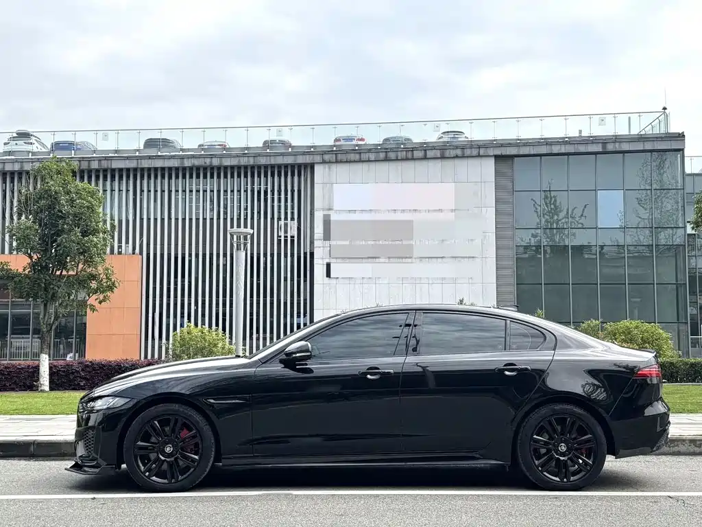 Jaguar XEL 2024 2.0T 250PS R-DYNAMIC S Sport