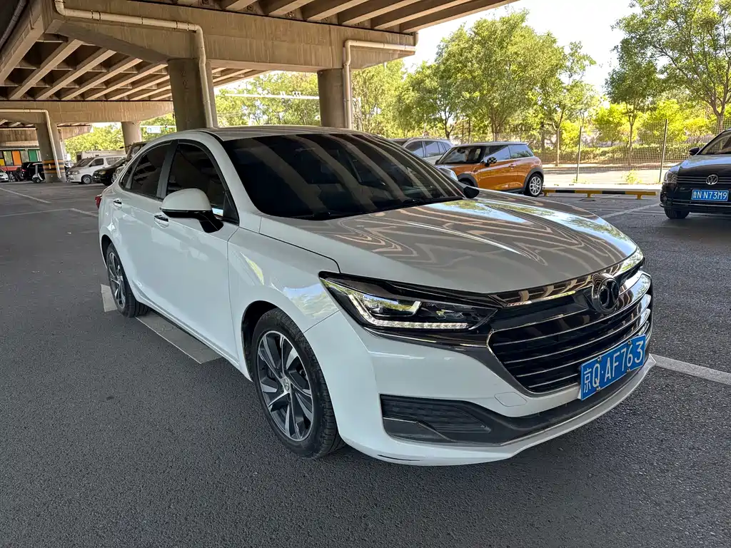BAIC U7 — миниатюра 3
