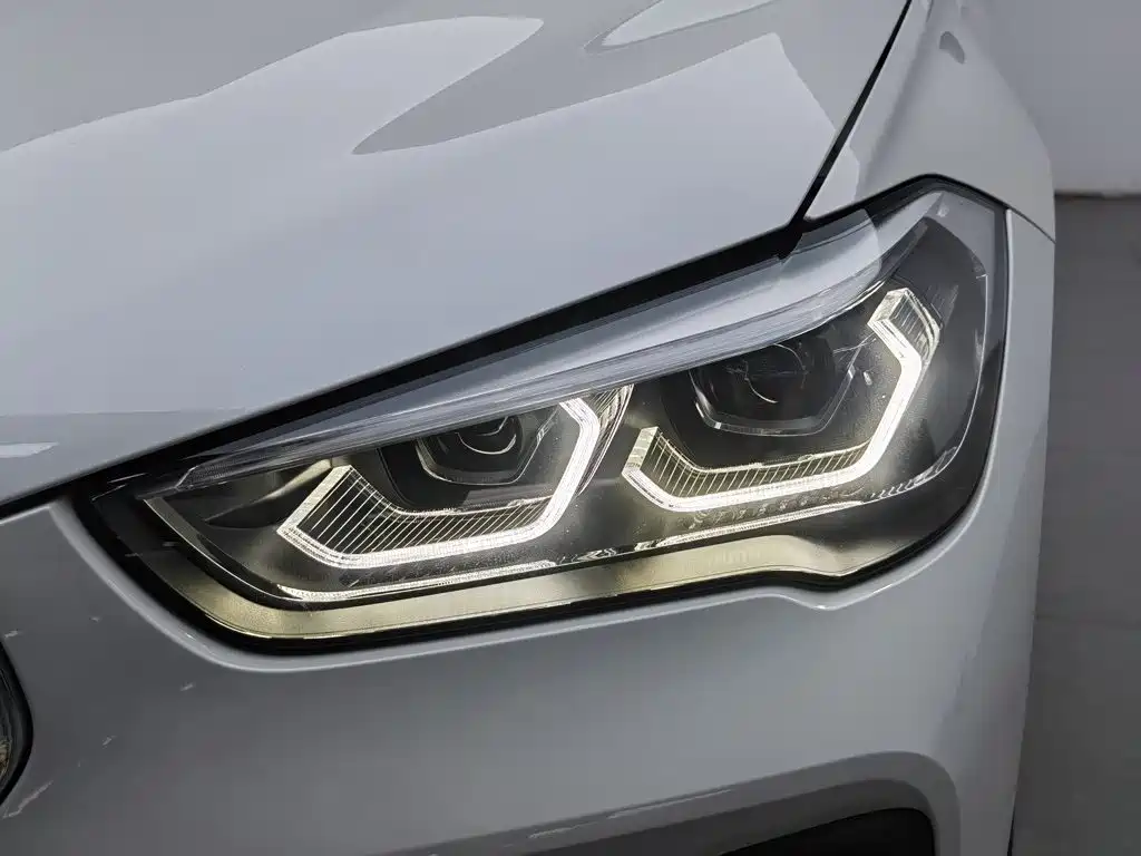BMW X1 — миниатюра 7