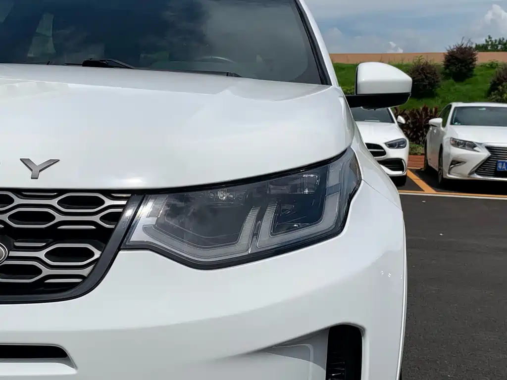 Land Rover Discovery Sport — миниатюра 12