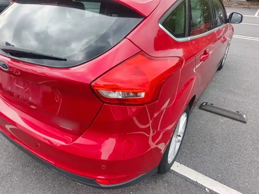 Ford Focus — миниатюра 8