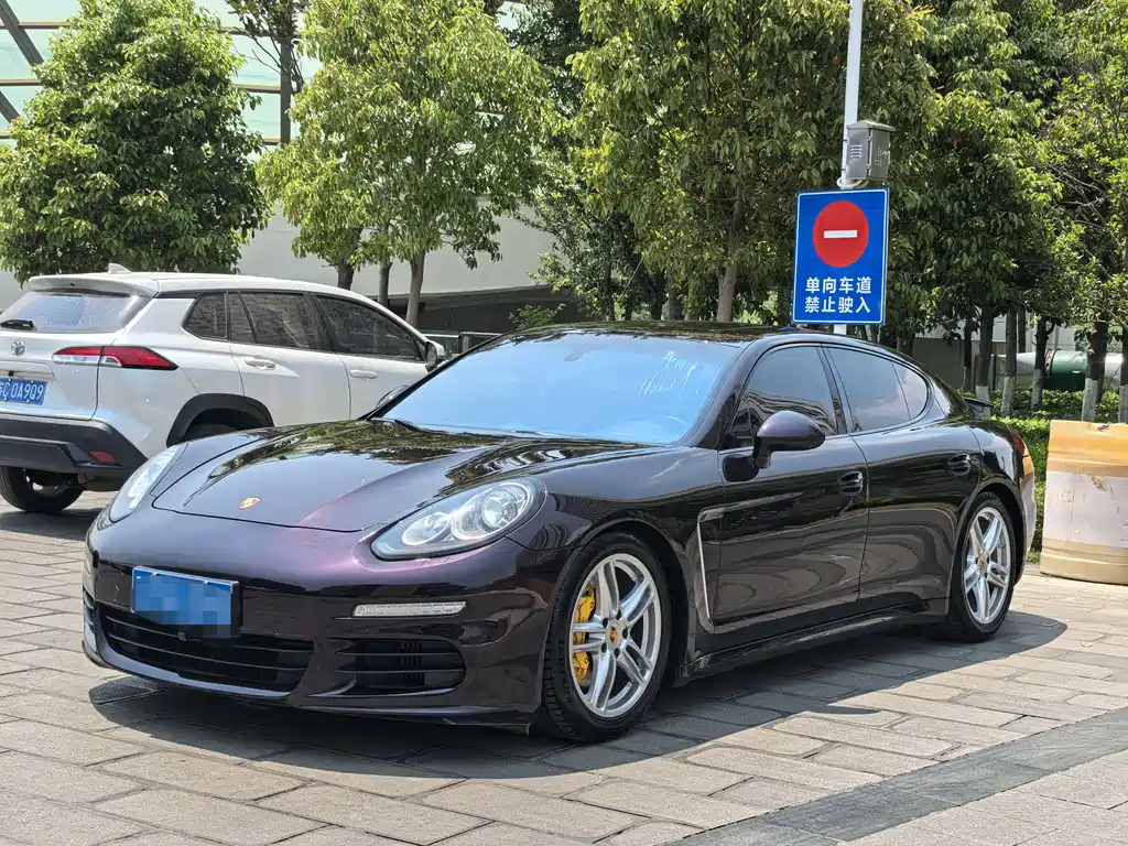 Porsche Panamera 2016