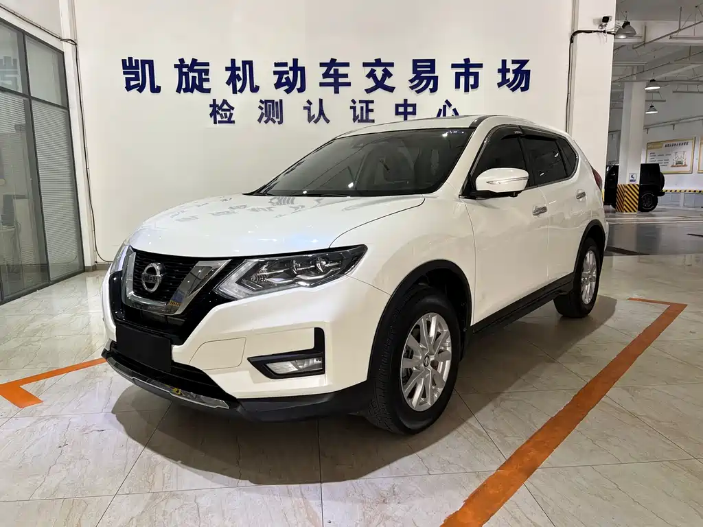Купить Nissan X-Trail