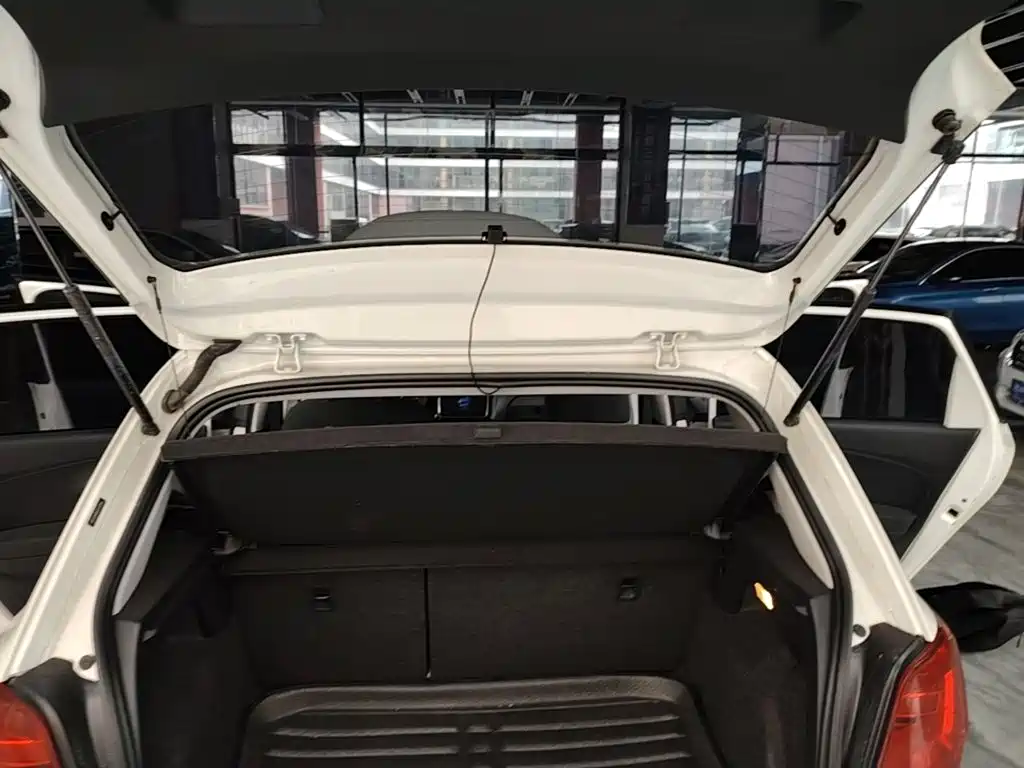 Volkswagen Polo — миниатюра 19