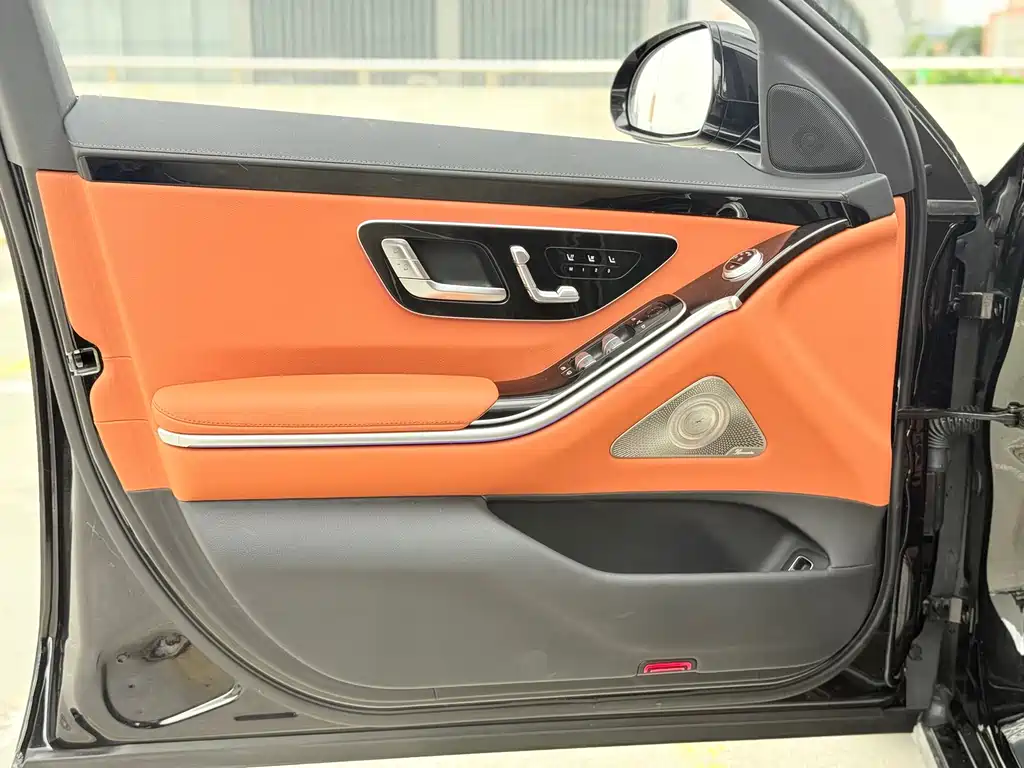 Mercedes-Benz S-Class — миниатюра 14