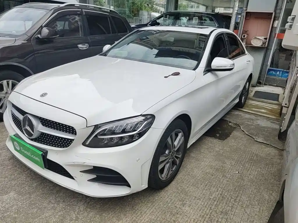 Mercedes-Benz C-Class — миниатюра 2