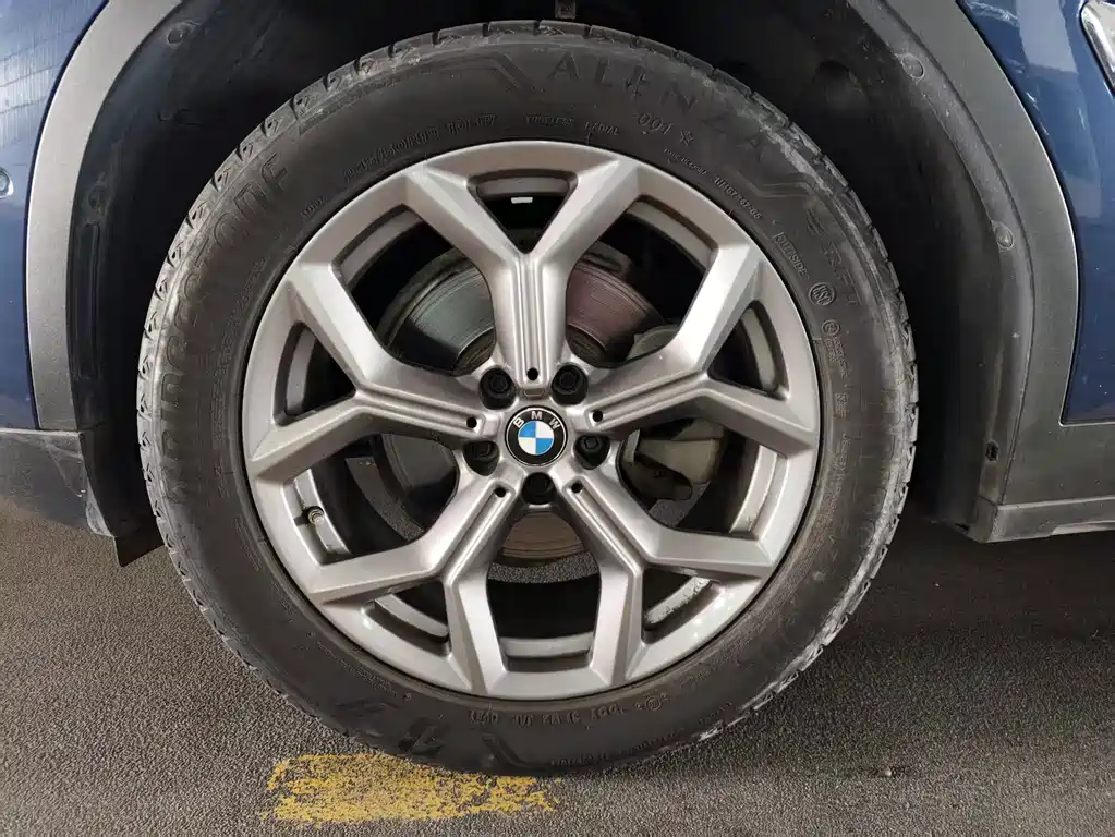 BMW X3 — миниатюра 5