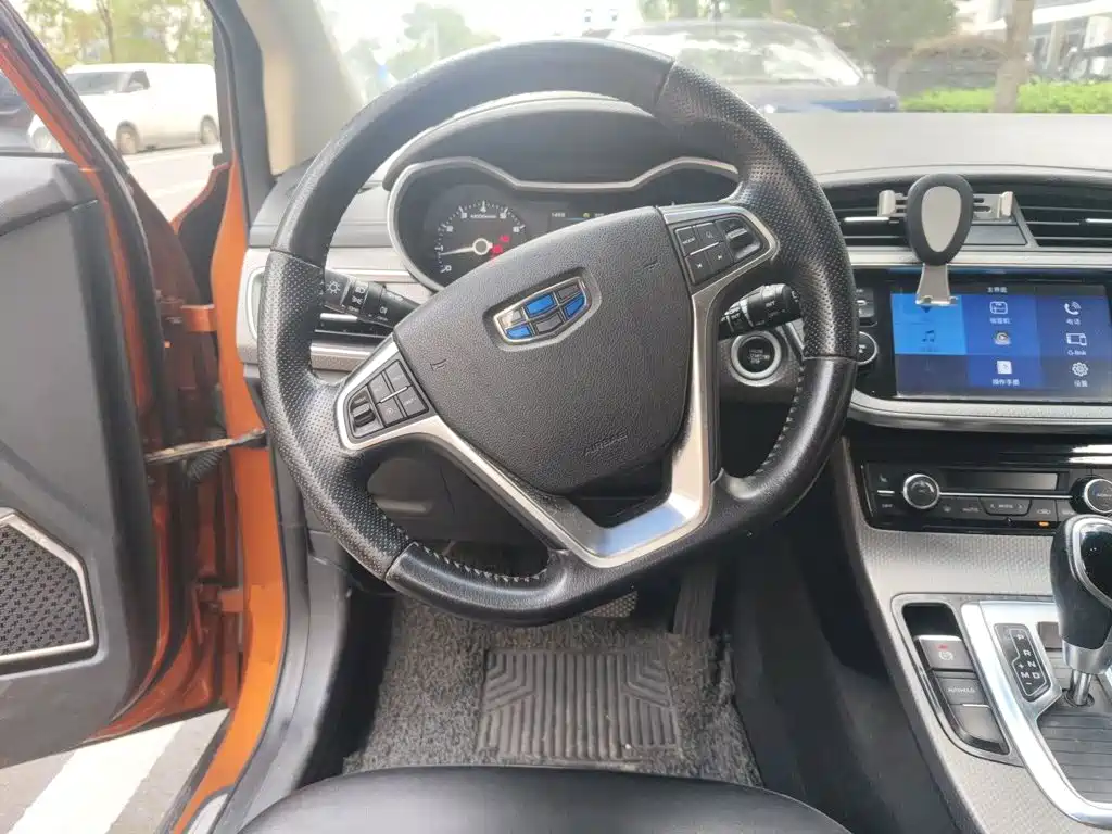 Geely Emgrand GS — миниатюра 11