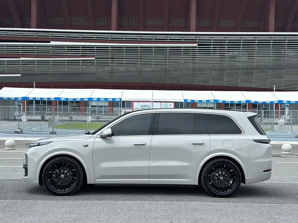 Li Auto Li L9 — миниатюра 3