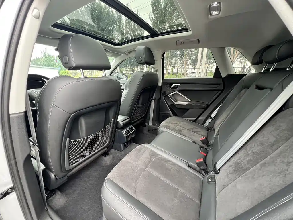 Audi Q3 — миниатюра 12