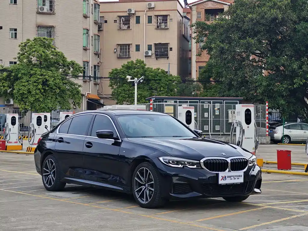 BMW 3 Series — миниатюра 3