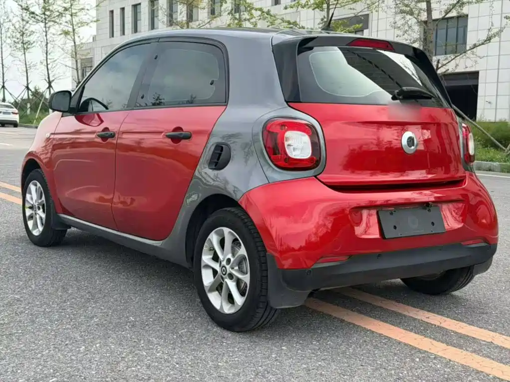 smart Smart Forfour — миниатюра 5