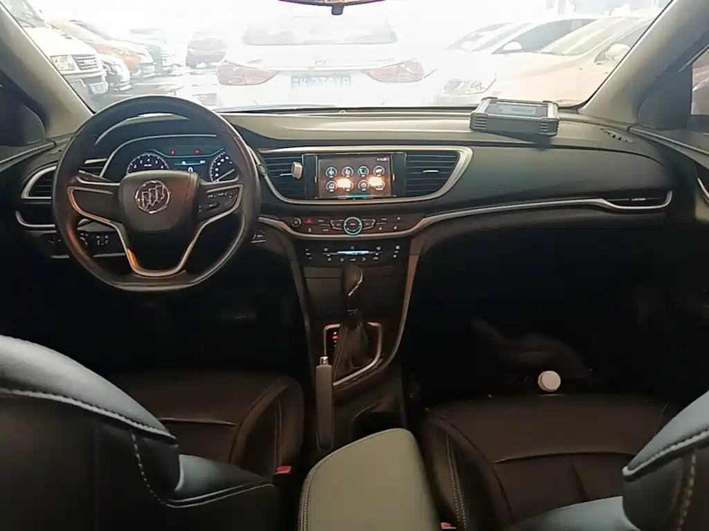 Buick Excelle — миниатюра 10