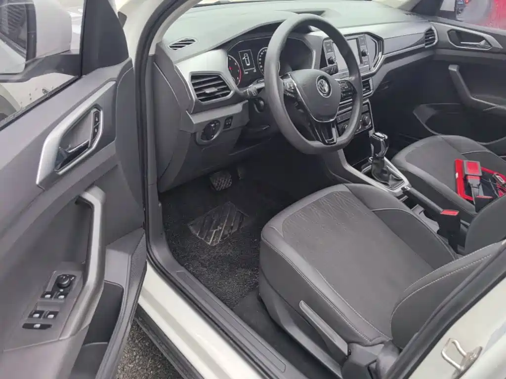 Volkswagen T-Cross — миниатюра 16
