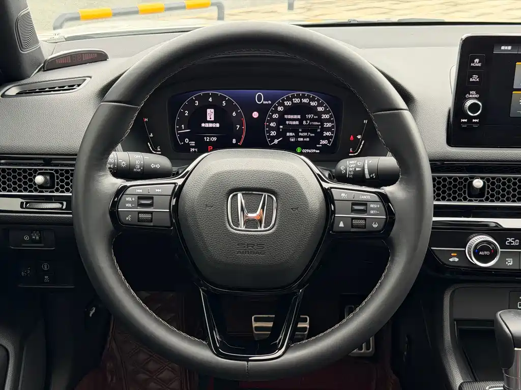 Honda Civic — миниатюра 9