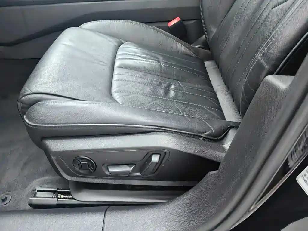 Audi A6L — миниатюра 15