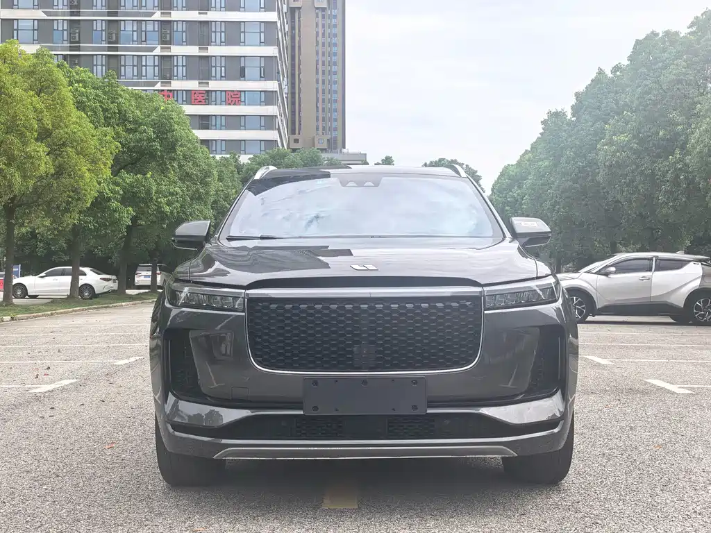 Li Auto Li ONE — миниатюра 2