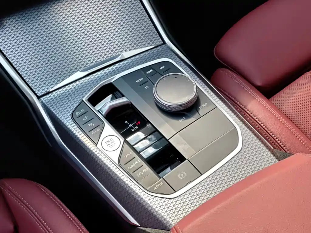 BMW 3 Series — миниатюра 8