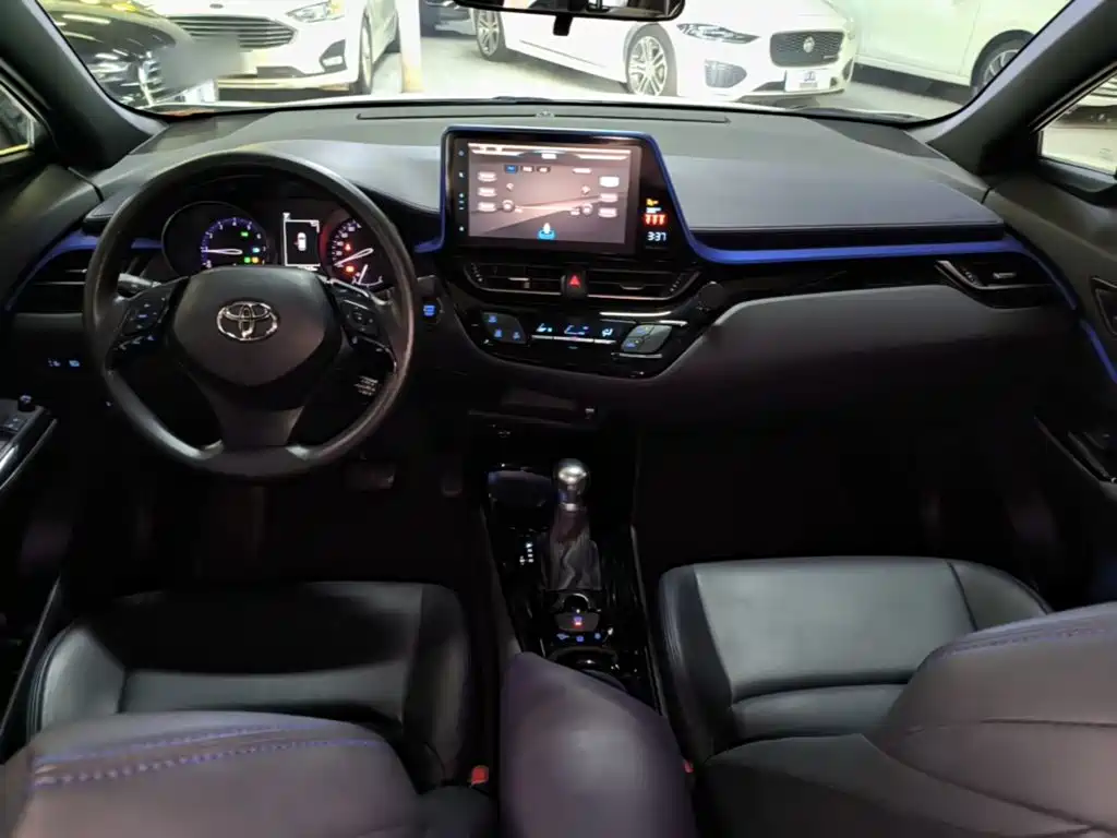Toyota C-HR — миниатюра 10