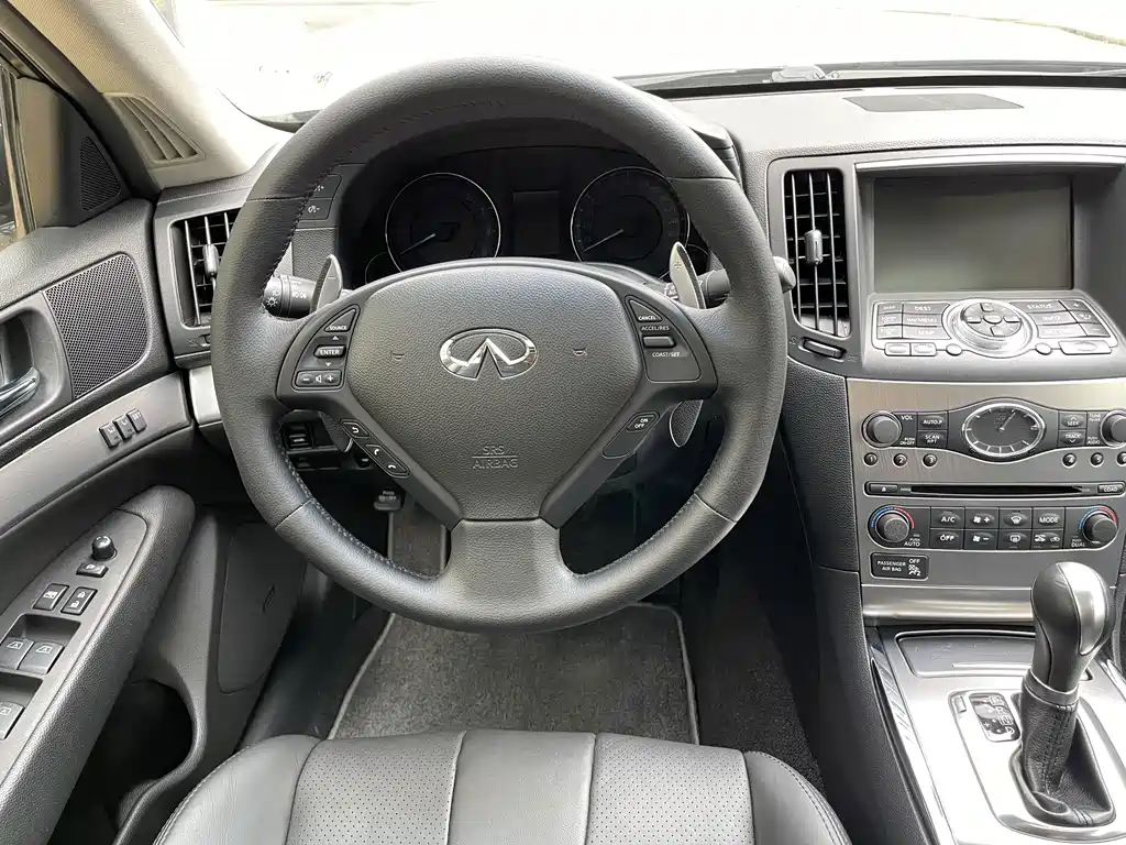 Infiniti G — миниатюра 12