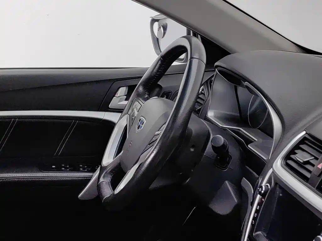 Geely Emgrand — миниатюра 22