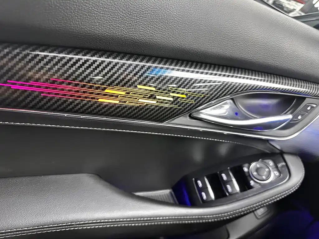 Cadillac CT5 — миниатюра 9