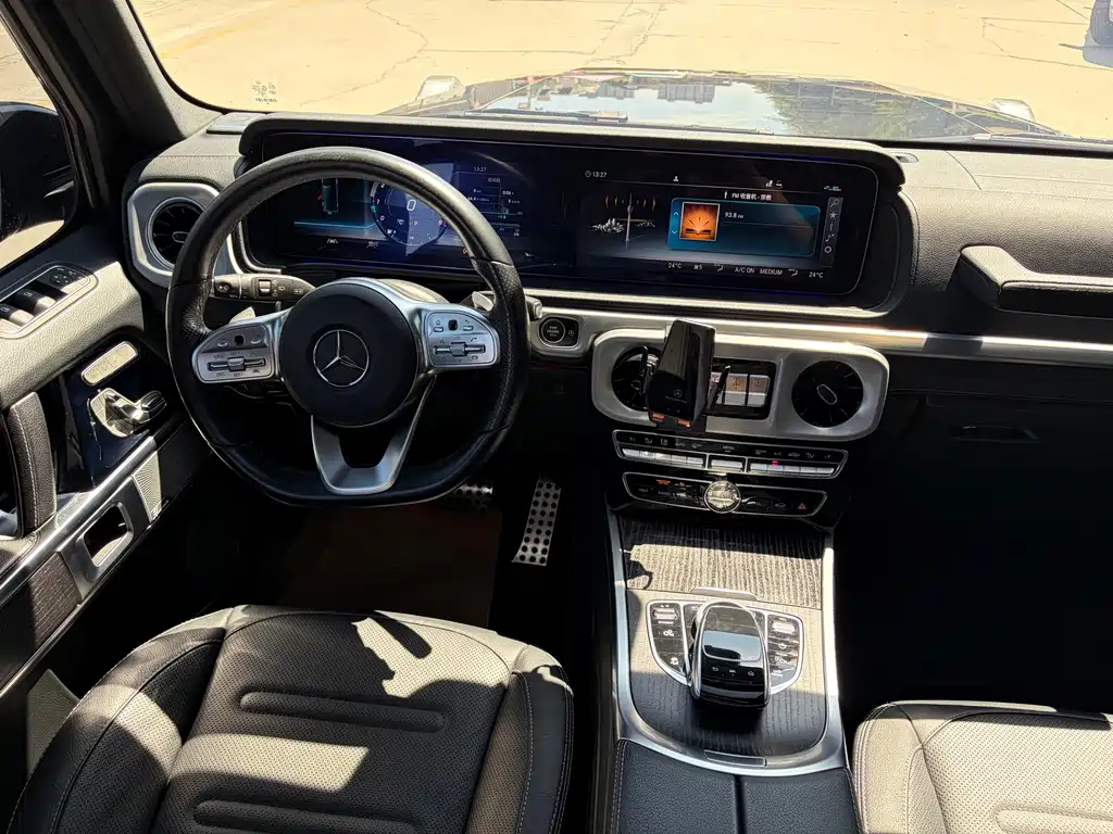 Mercedes-Benz G-Class — миниатюра 13