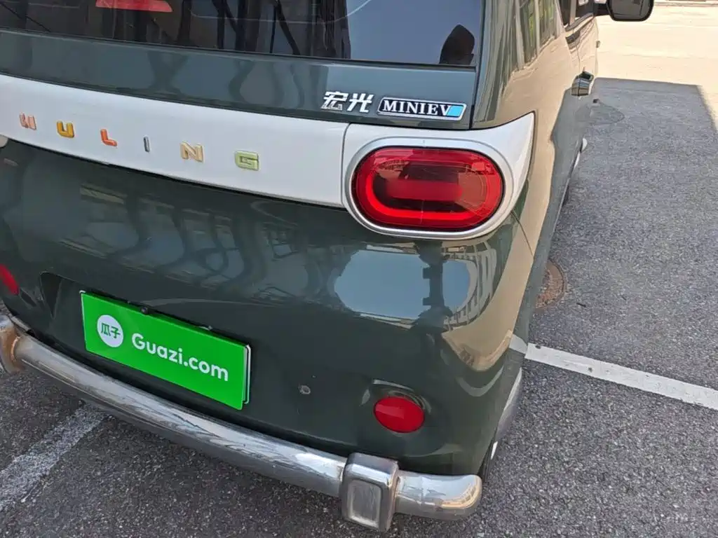 Wuling MINIEV — миниатюра 8