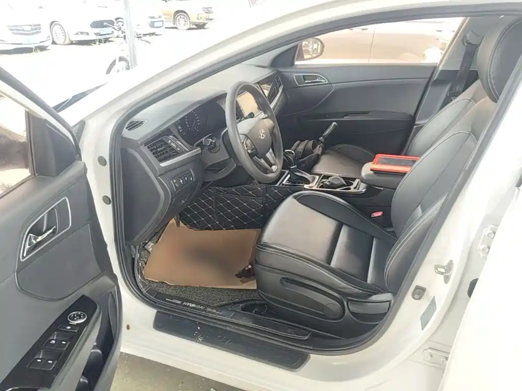 Hyundai Mistra — миниатюра 15