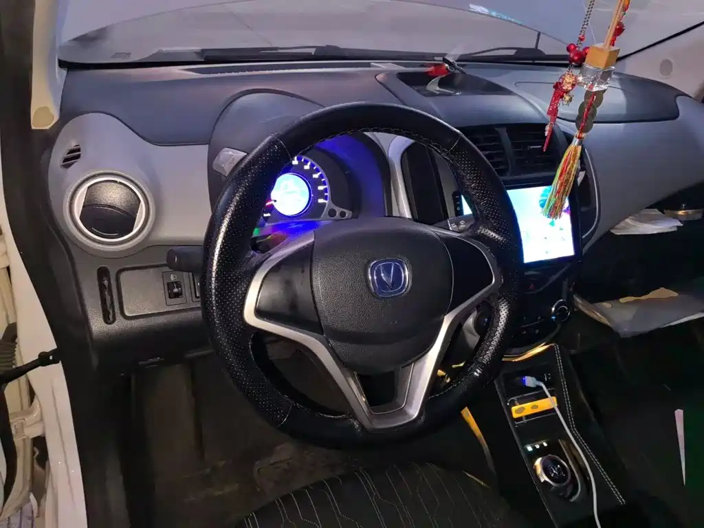 Changan Benben E-Star — миниатюра 6