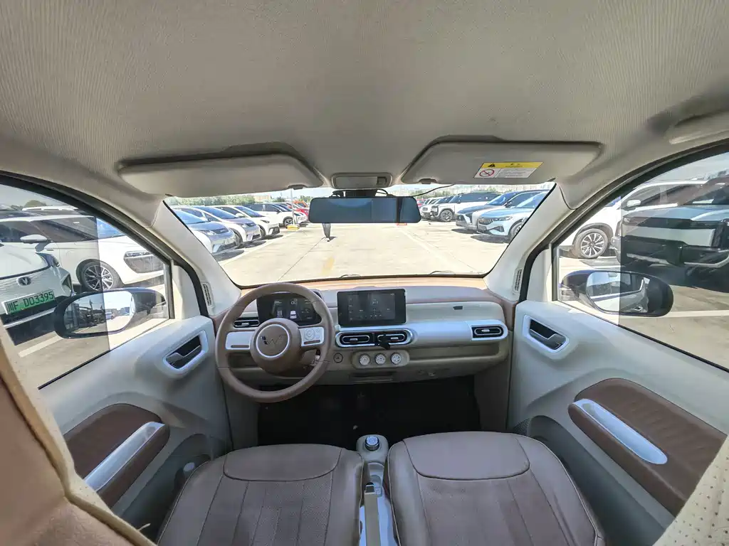 Wuling MINIEV — миниатюра 10
