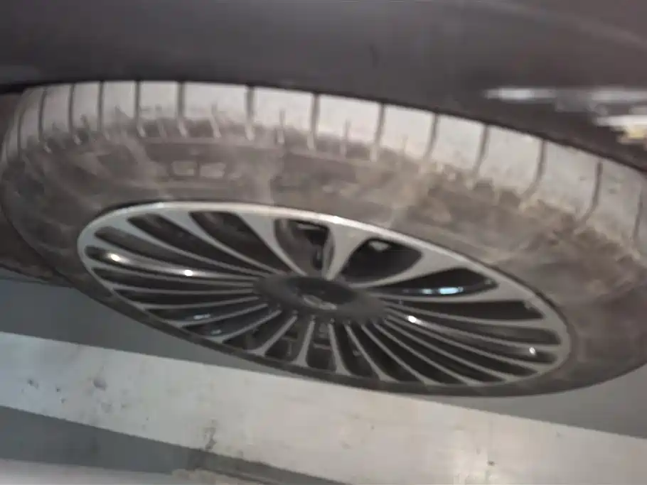 AITO ASK THE WORLD M9