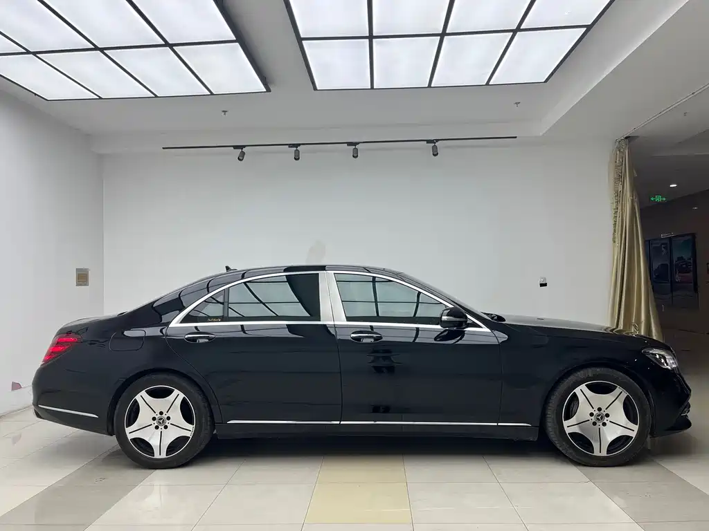 Mercedes-Benz S-Class — миниатюра 4