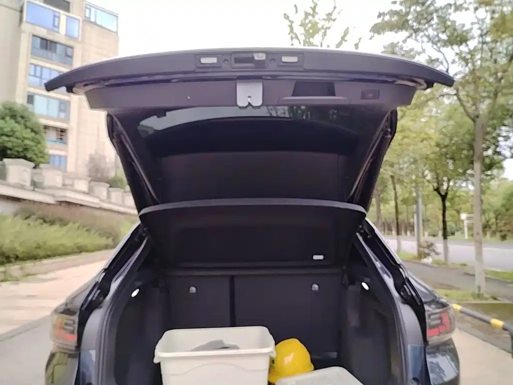 Volkswagen ID.4 Crozz — миниатюра 19