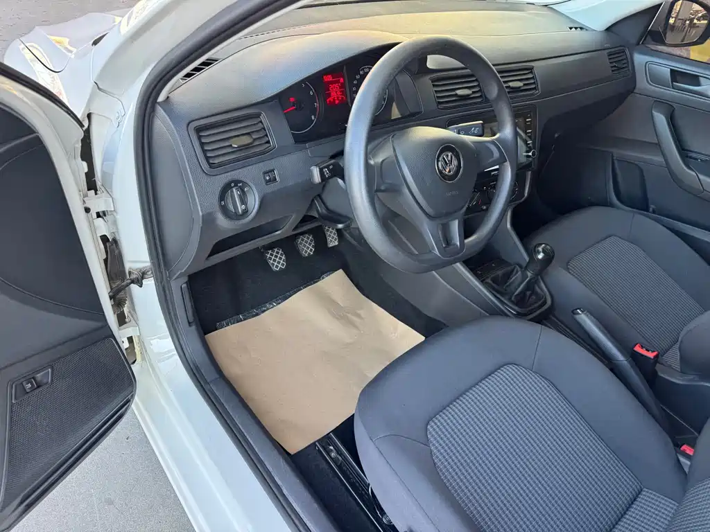 Volkswagen Santana — миниатюра 7