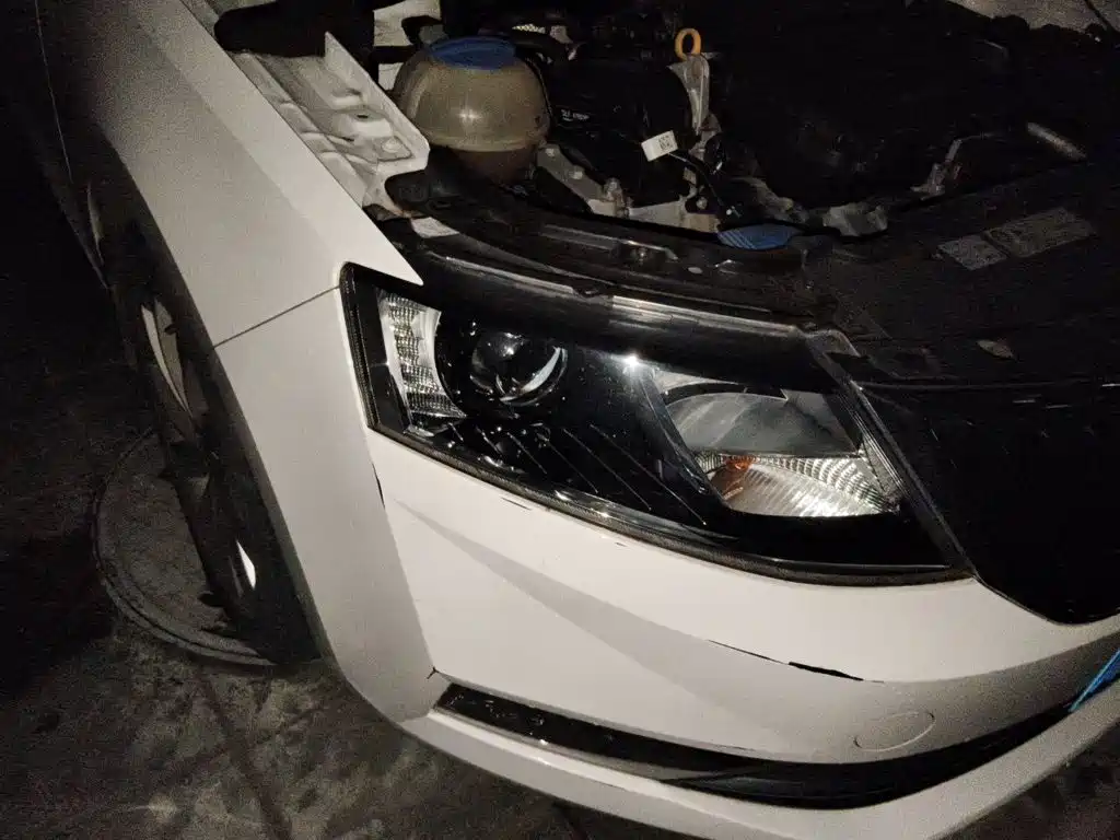 Skoda Rapid — миниатюра 7