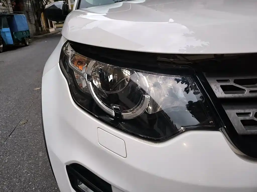 Land Rover Discovery Sport — миниатюра 7