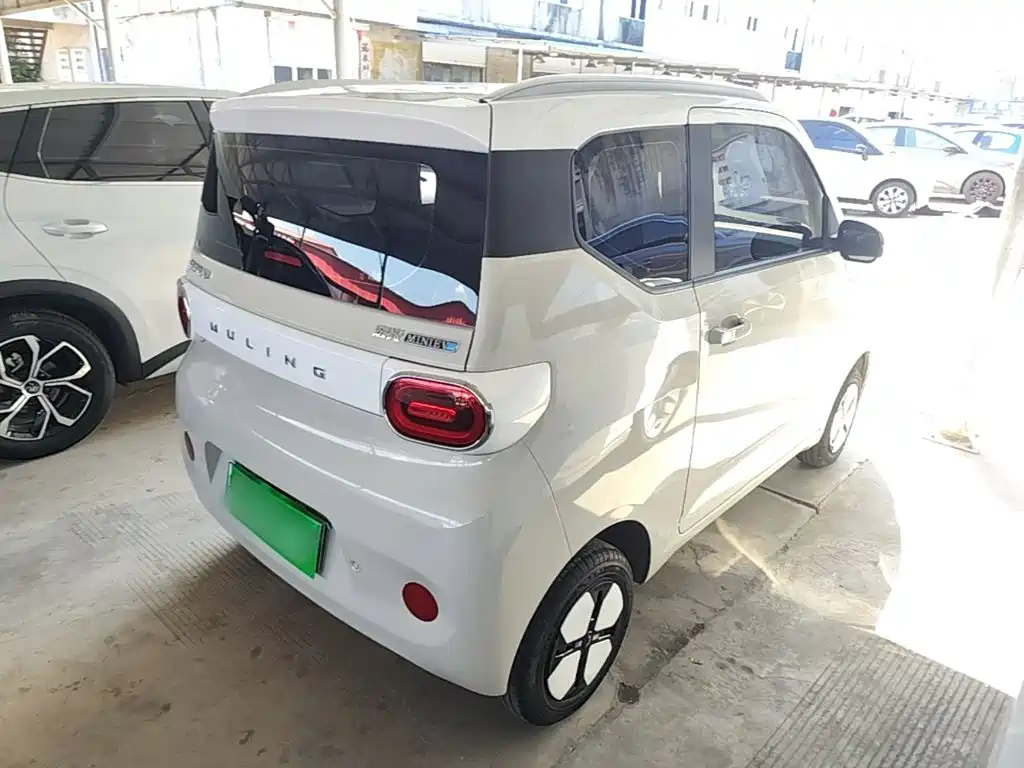 Wuling MINIEV — миниатюра 7