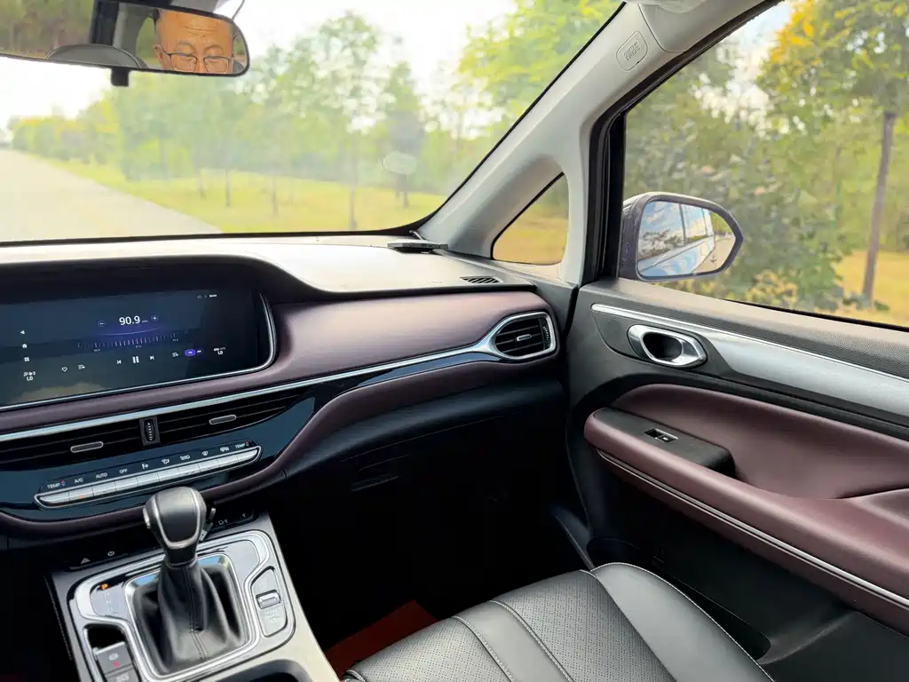 GAC Motor Trumpchi M6 — миниатюра 13