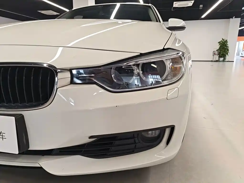 BMW 3 Series — миниатюра 7