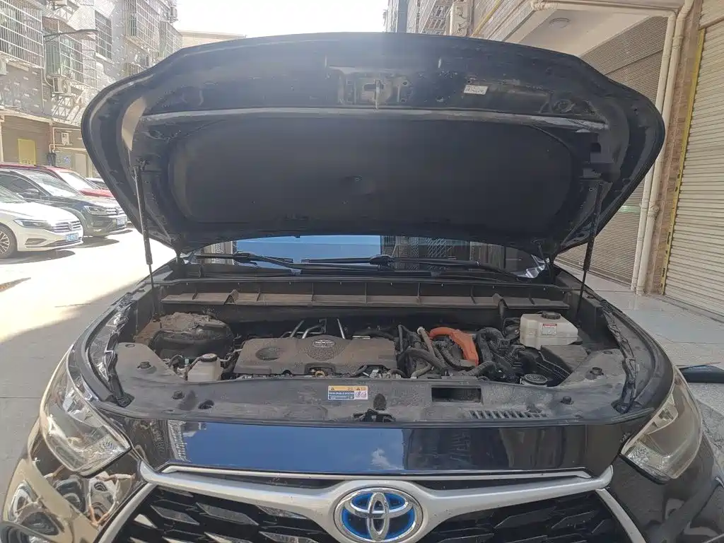 Toyota Highlander — миниатюра 16