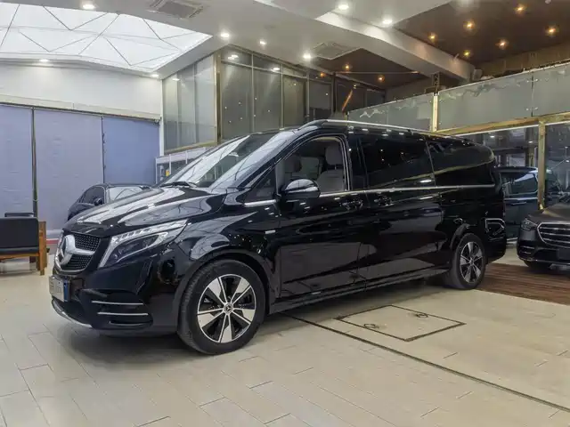 MERCEDES BENZ V CLASS