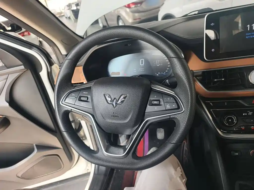 Wuling Hongguang S3 — миниатюра 11