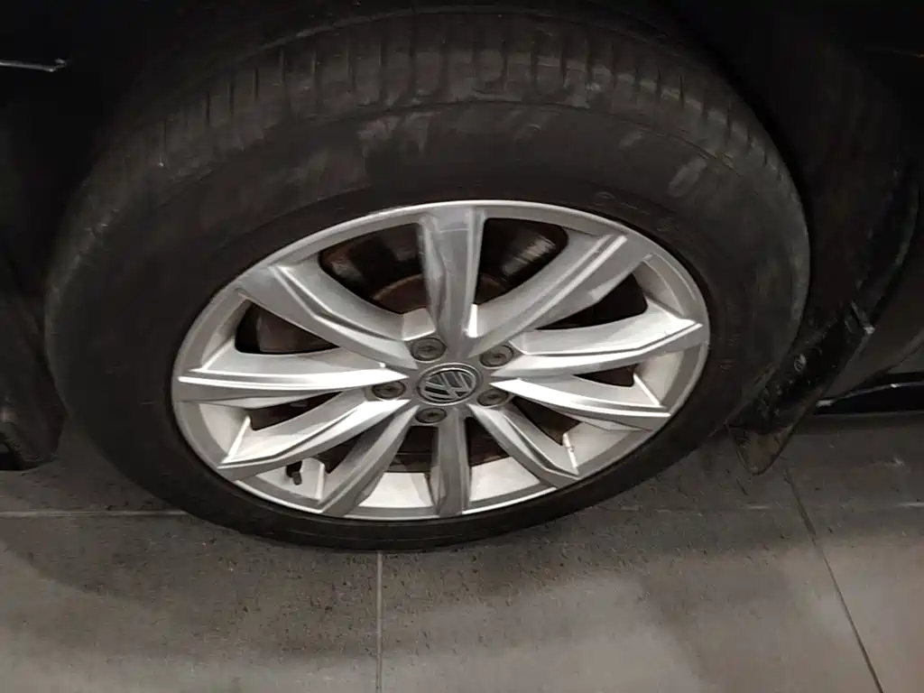 Volkswagen Passat — миниатюра 23