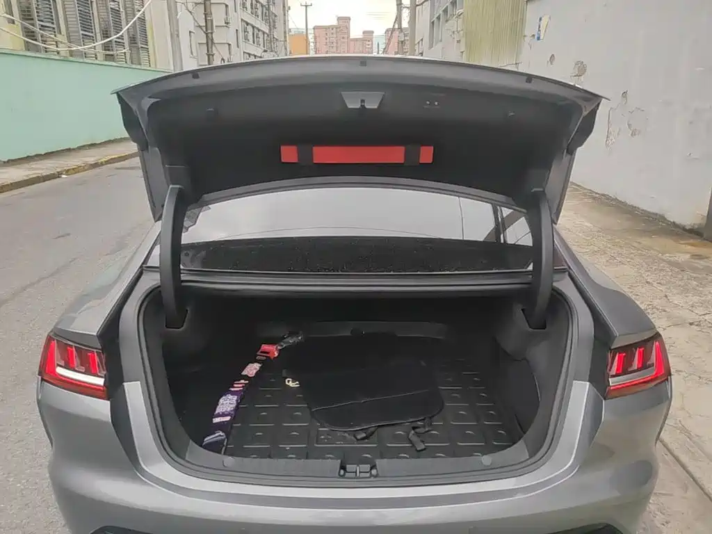 BYD Han — миниатюра 19